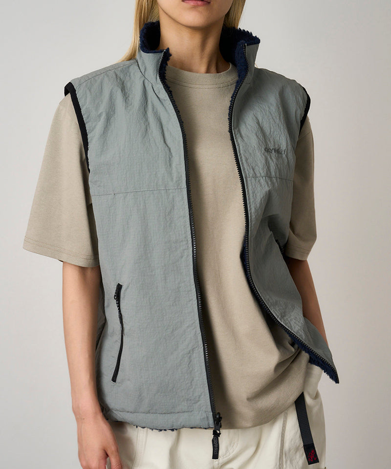 24AW GRAMICCI REVERSIBLE FLEECE VEST L ス Reversible Sherpa Vest – Gramicci