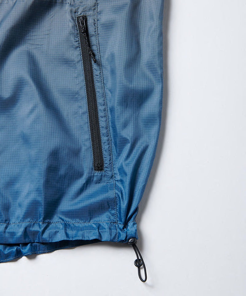 【DISCERNMENT】Summit Nylon Wind Vest Obsidian Women's Wind Vest