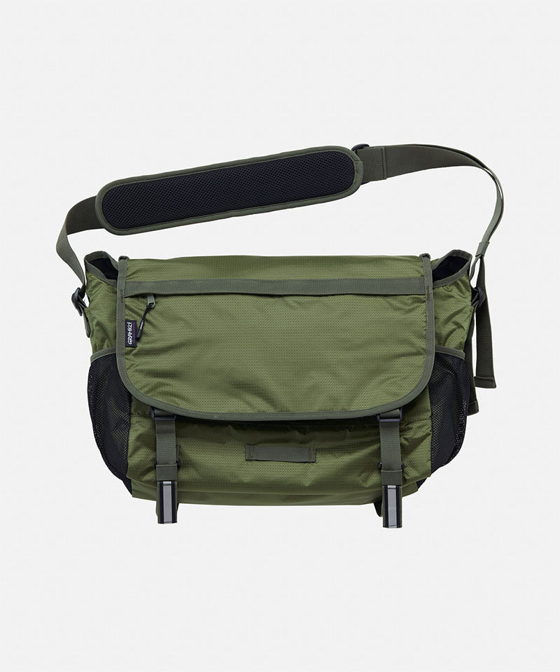 gramicci メッセンジャーバッグ　オリーブ/カーキ Messenger Bag – Gramicci